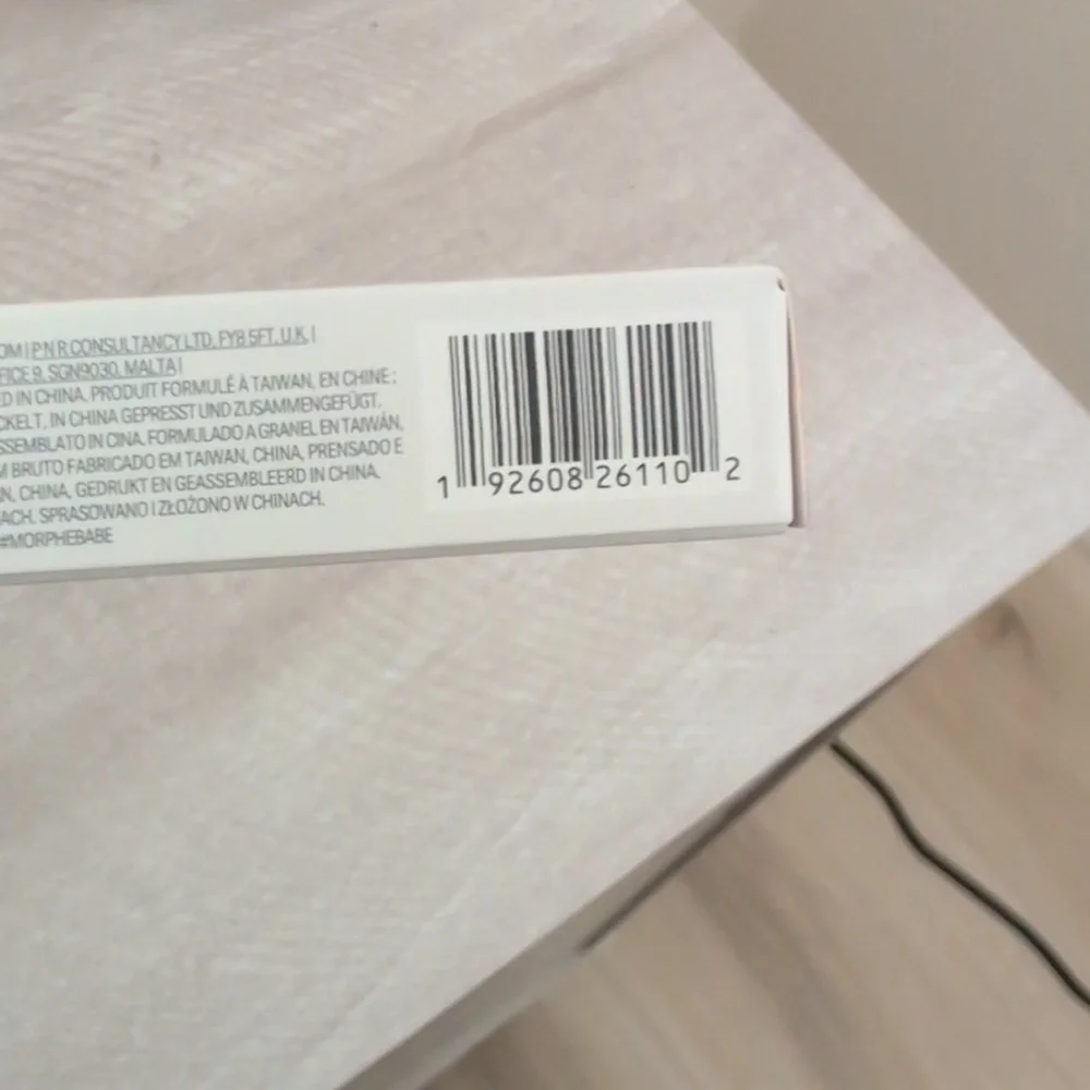 Morphe Rich Glitch Eyeshadow Palette - Picture 3 of 3